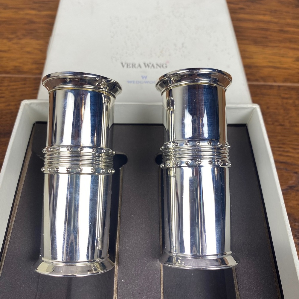 Vera Wang Wedgwood Grosgrain Silver Plated Salt and Pepper Shaker Set Gift